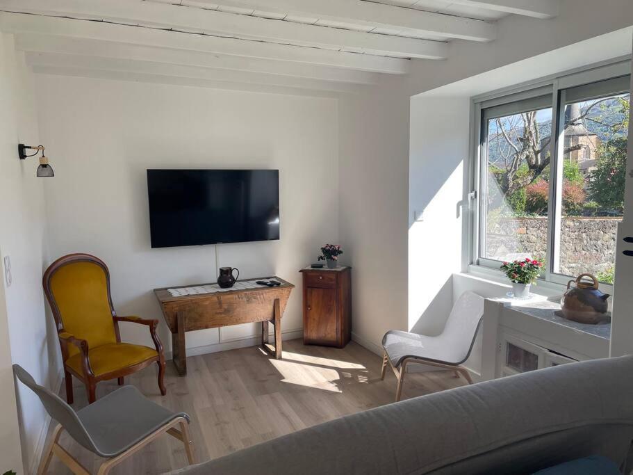 La Maison Lacalle 8 Personnes * Saint-Savin (Hautes-Pyrenees)
